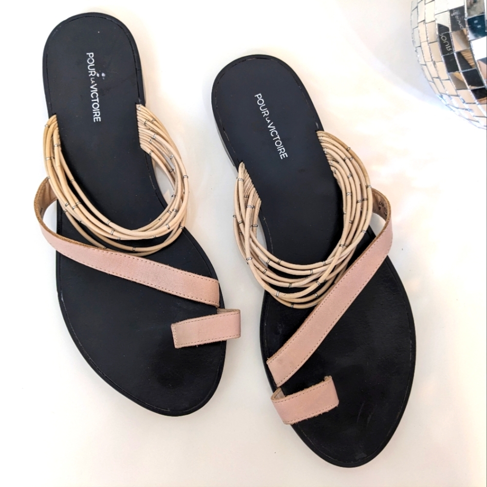 Pour La Victoire flat sandals leather beige